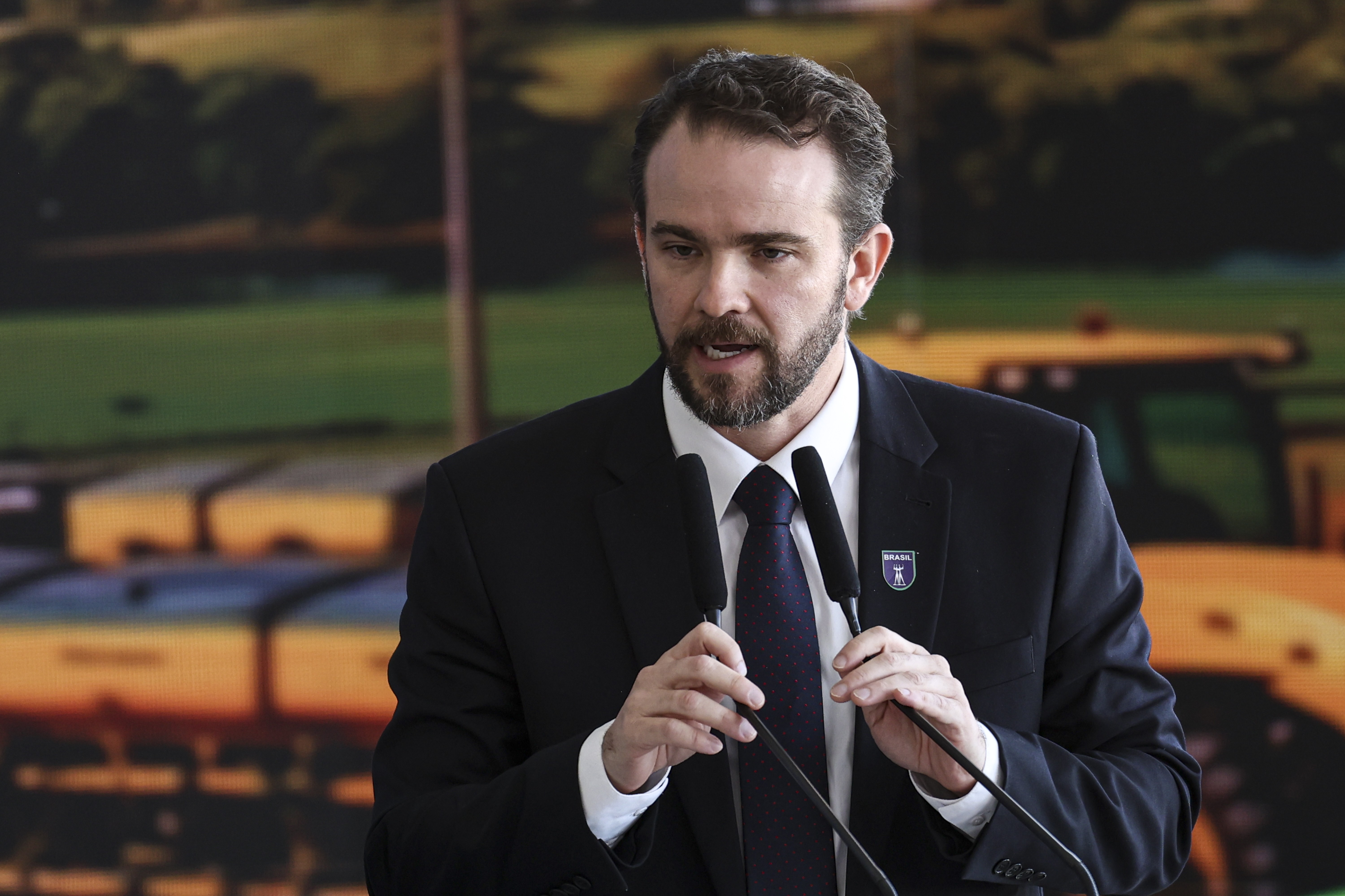 Durigan sinaliza que governo pretende apresentar proposta de 'Desenrola' para agricultores
