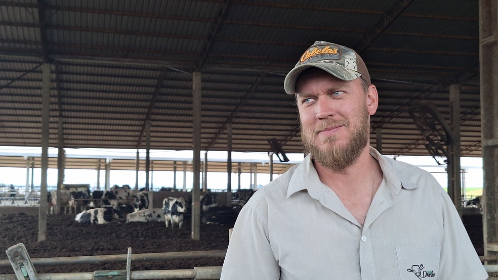 Produtor de leite Eduardo Groenwold, de Castro (PR) — Foto: Carolina Mainardes / Globo Rural