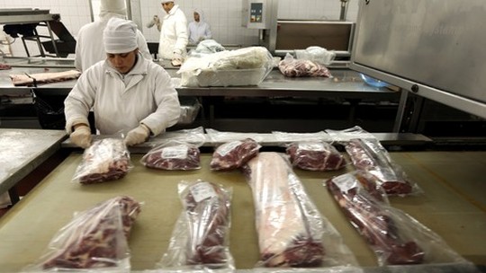 Minerva afirma que China aprovou importação de carne bovina da Colômbia