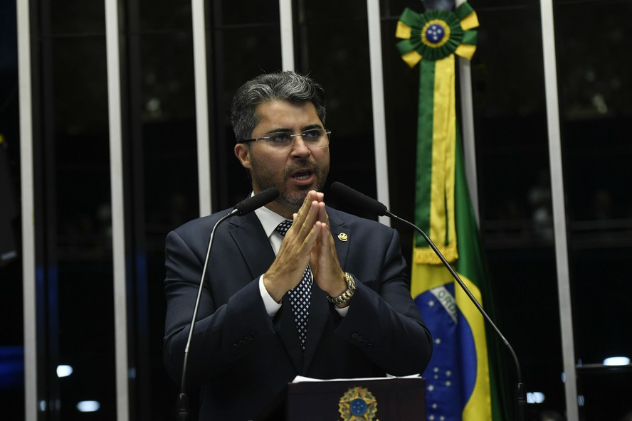 Senador Marcos Rogério (PL-RO) planeja colocar o seu relatório em votação na CCJ na próxima quarta-feira