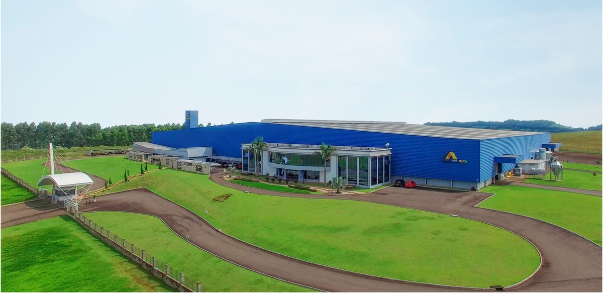 Multinacional amplia operações para cadeia do leite