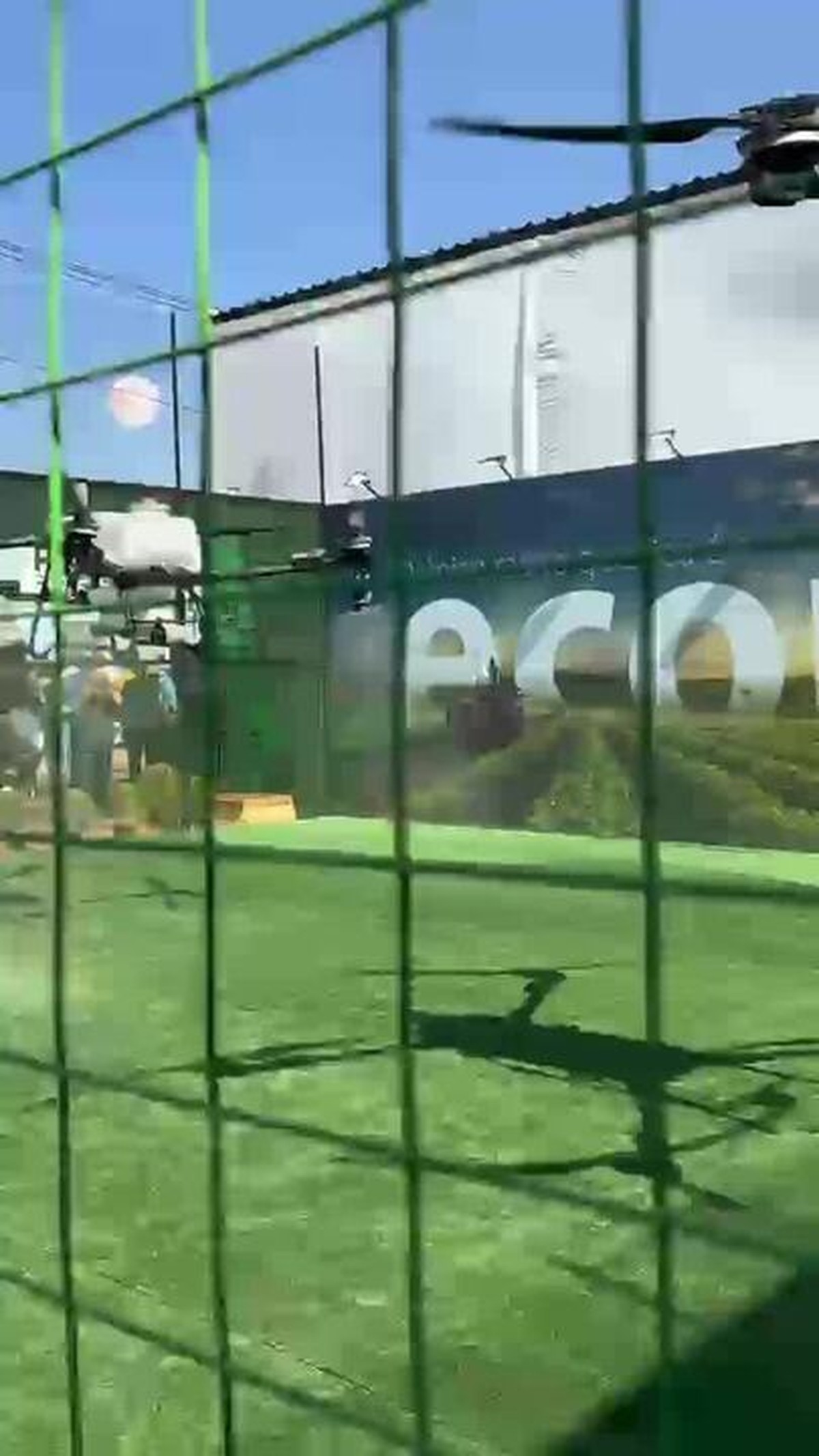 Empresa brasileira cria sistema que permite pilotar dois drones ao mesmo tempo; veja vídeo