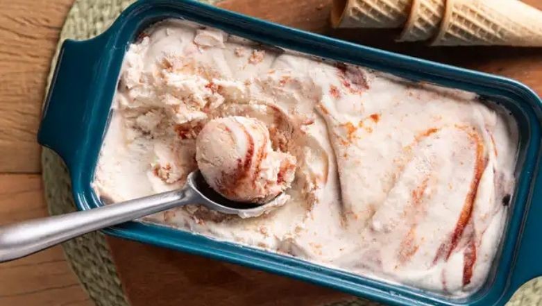 Para se refrescar nesse verão: como fazer sorvete de iogurte com goiabada