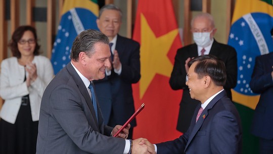 Brasil e Vietnã firmam acordo de cooperação agrícola