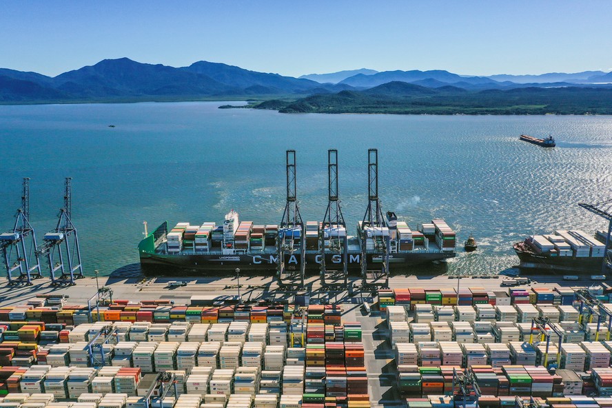 Terminal de Contêineres de Paranaguá amplia capacidade e recebe navios ...