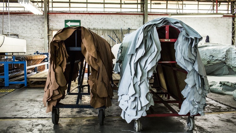 Setor de couros acelera exportações aos EUA antes do tarifaço