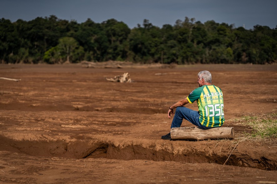 Produtor observa perdas com as enchentes no Rio Grande do Sul em 2024: proposta quer estimular contratação de apólices