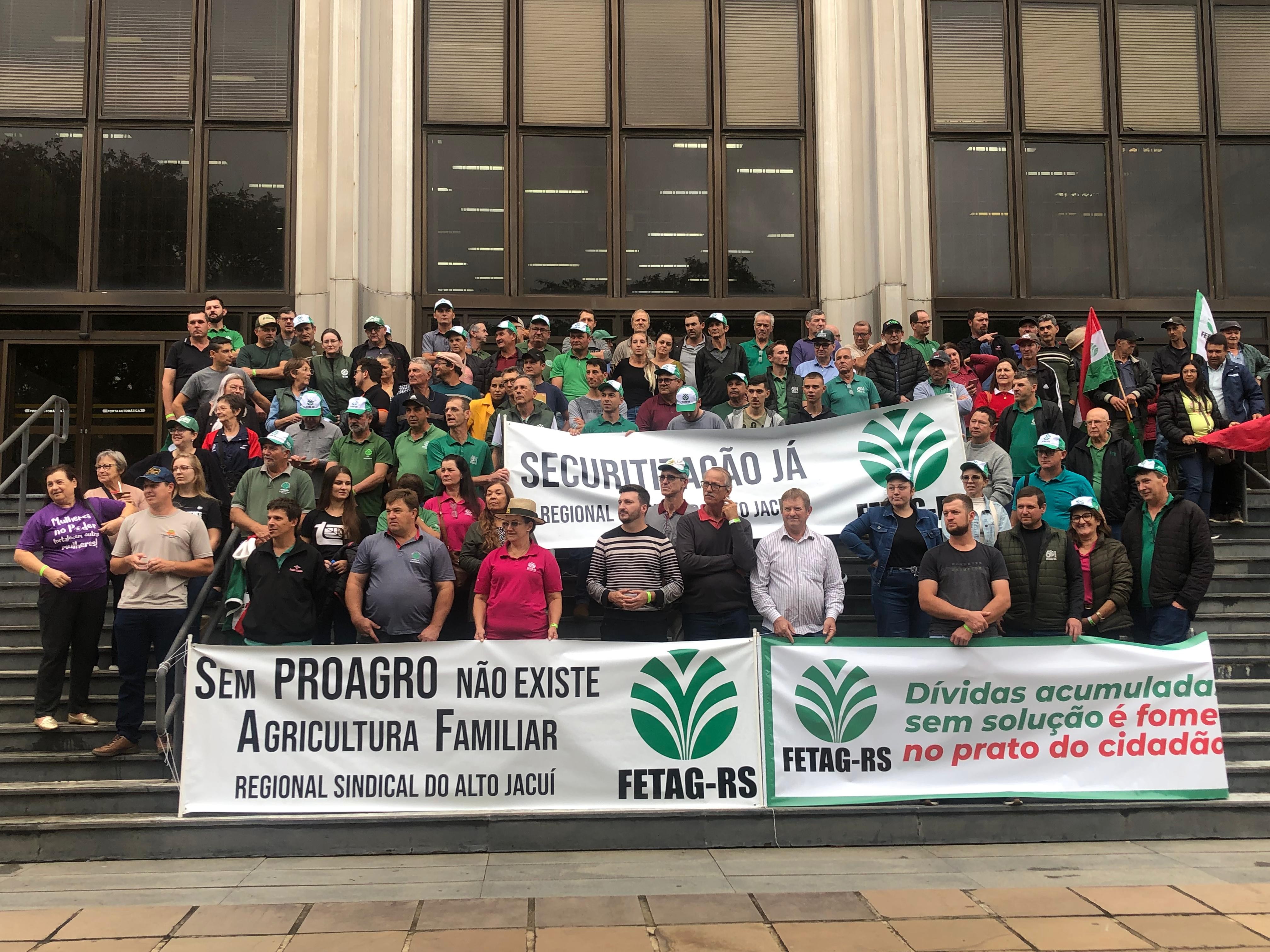 Produtores do RS protestam e pedem soluções para o endividamento
