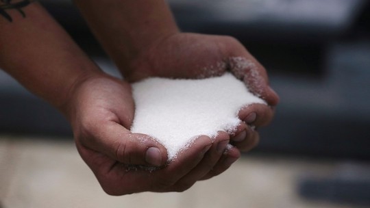 Quebra na safra da Ásia faz açúcar subir quase 10%