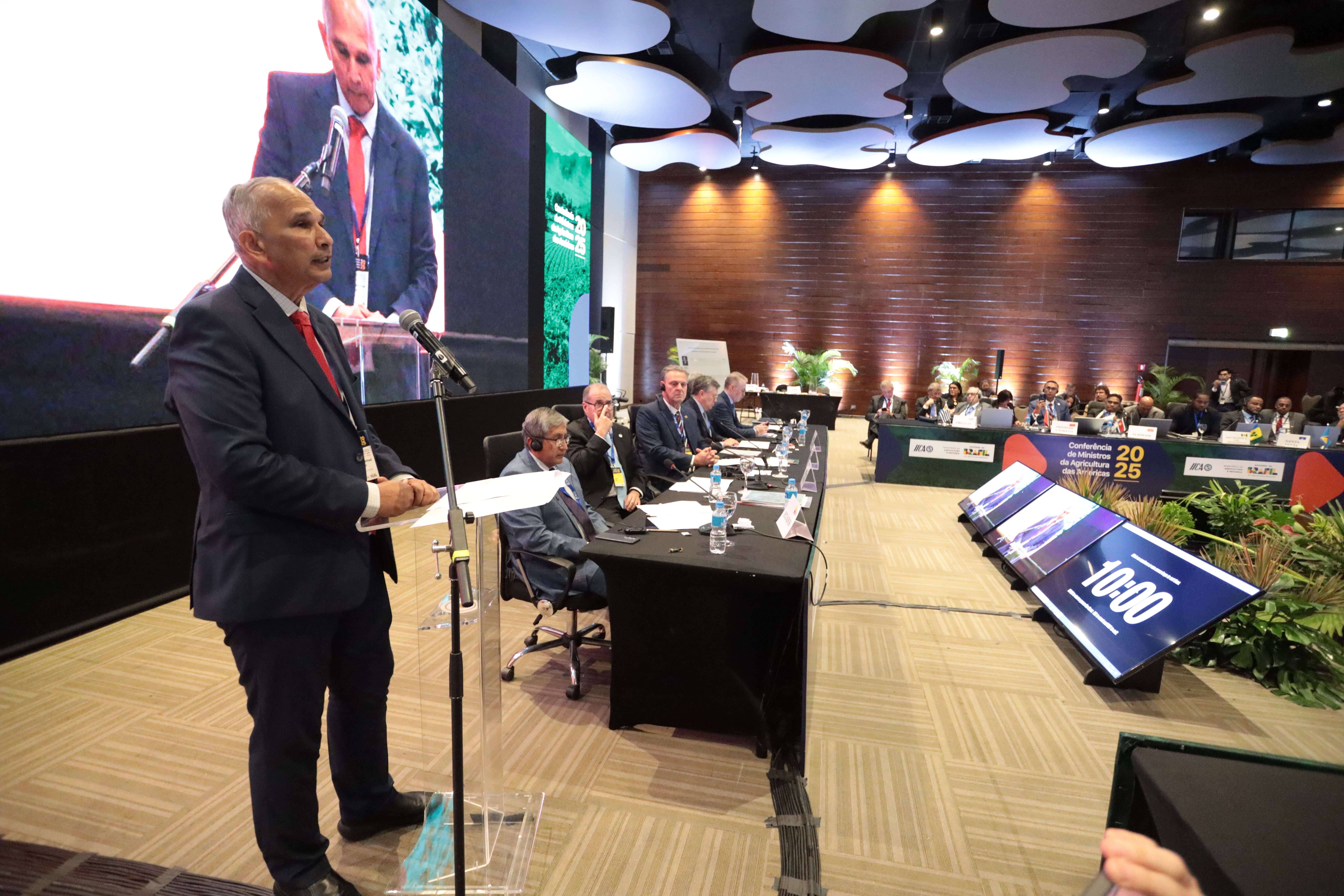 Guianense Muhammad Ibrahim é eleito para direção-geral do IICA