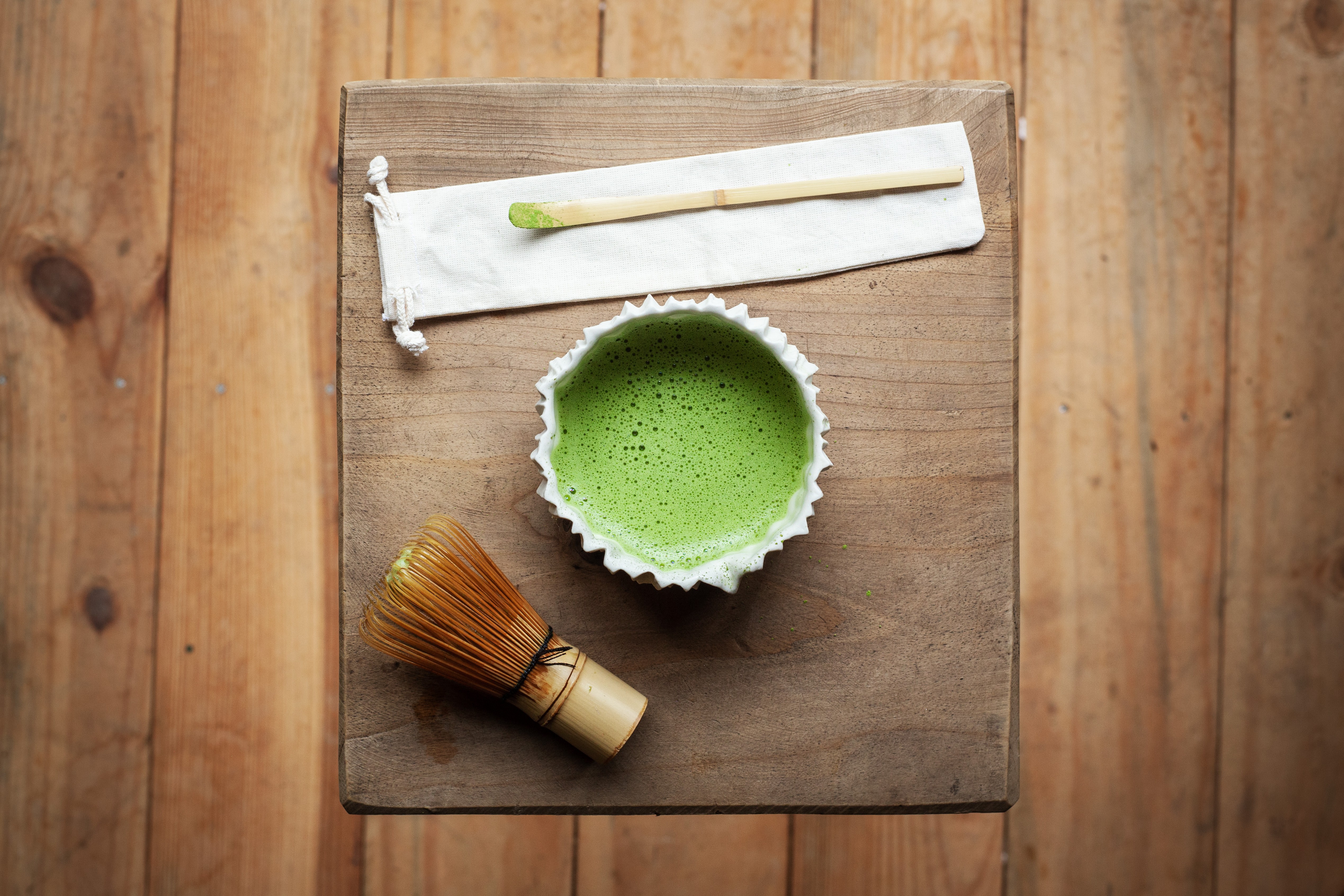 O matcha está acabando? Mudanças climáticas e boom de consumo ameaçam o chá-verde japonês