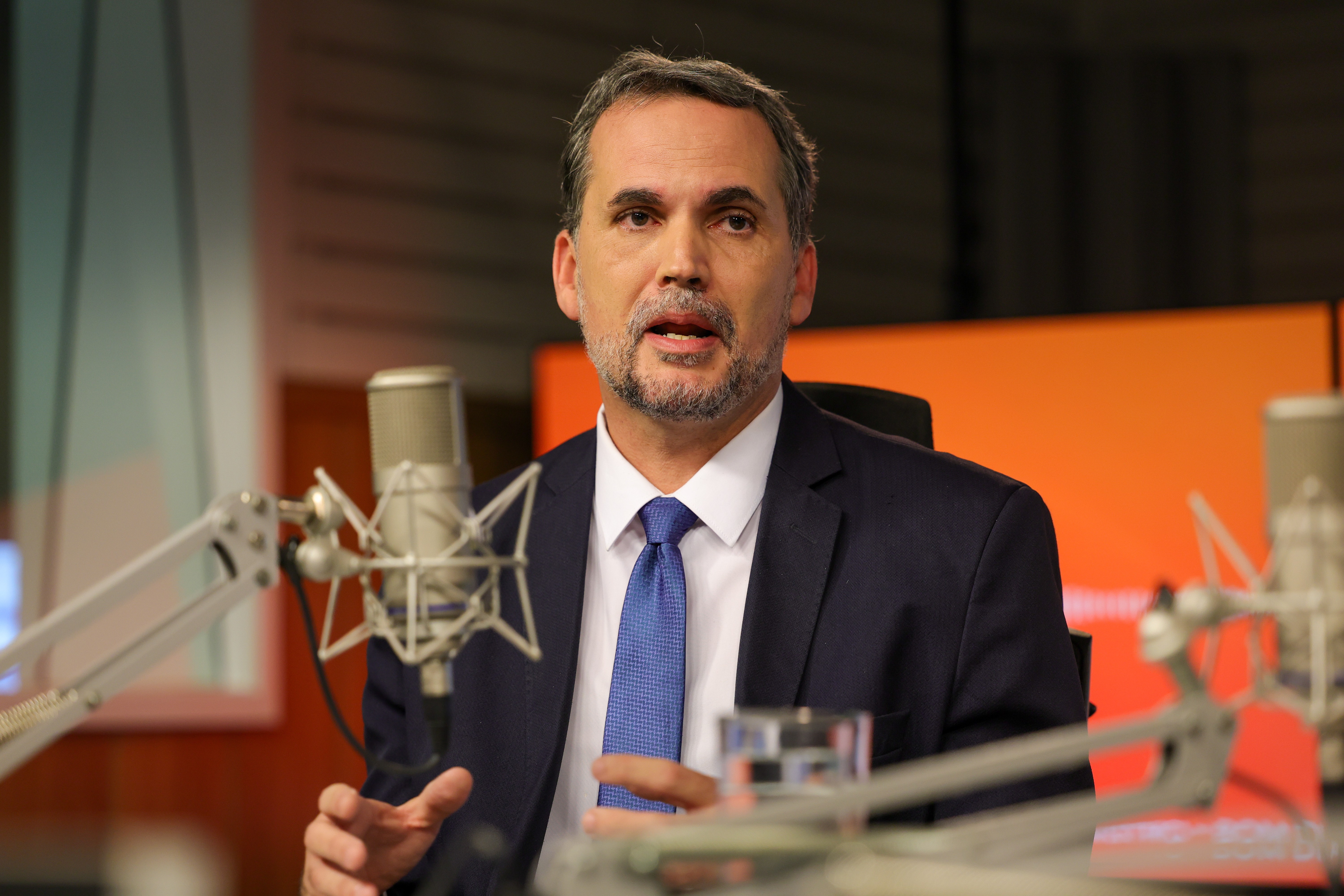 Renegociação de dívidas pressiona contas públicas e bancos, diz ministro