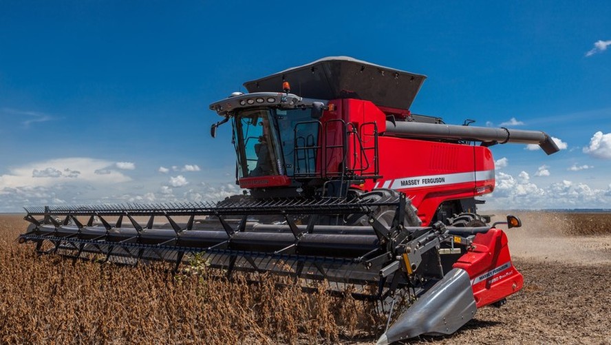 Segundo a AGCO, a redução das vendas reflete uma postura mais cautelosa dos produtores