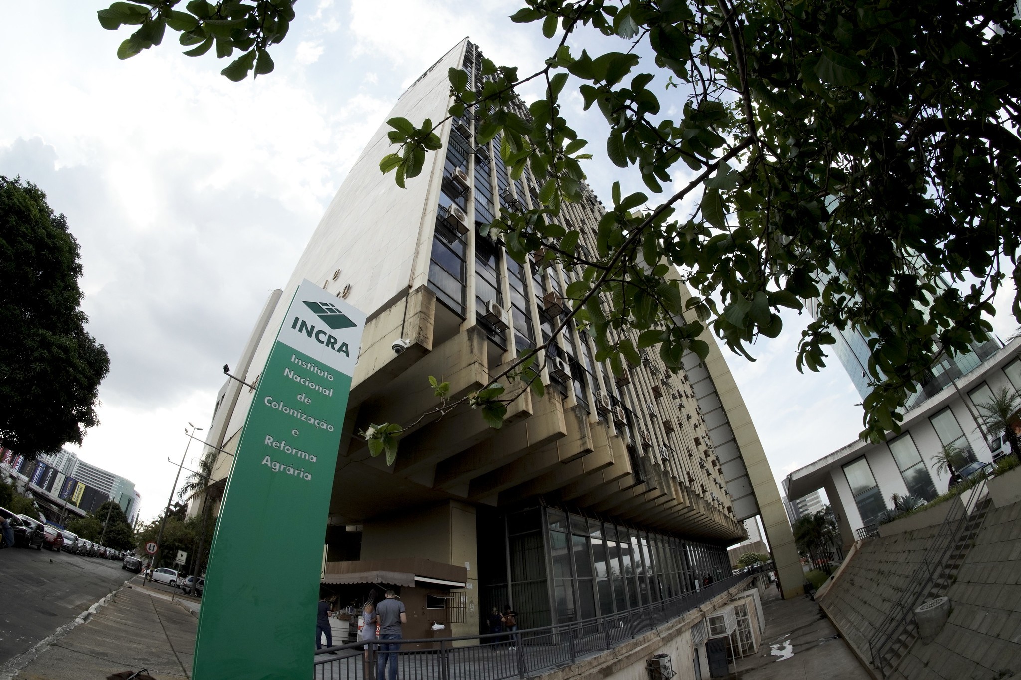 Projeto de deputado reeleito quer extinguir o Incra
