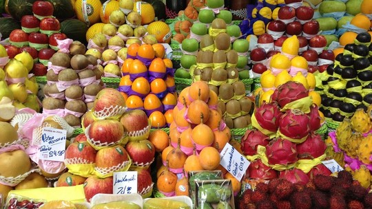 Frutas ficaram mais baratas no atacado em abril, indica Conab