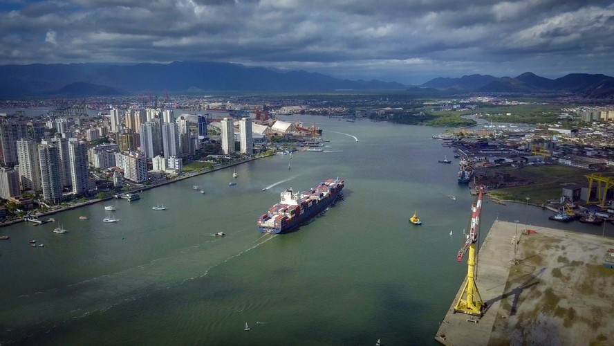 Porto de Santos é o maior corredor de exportação de café do Brasil