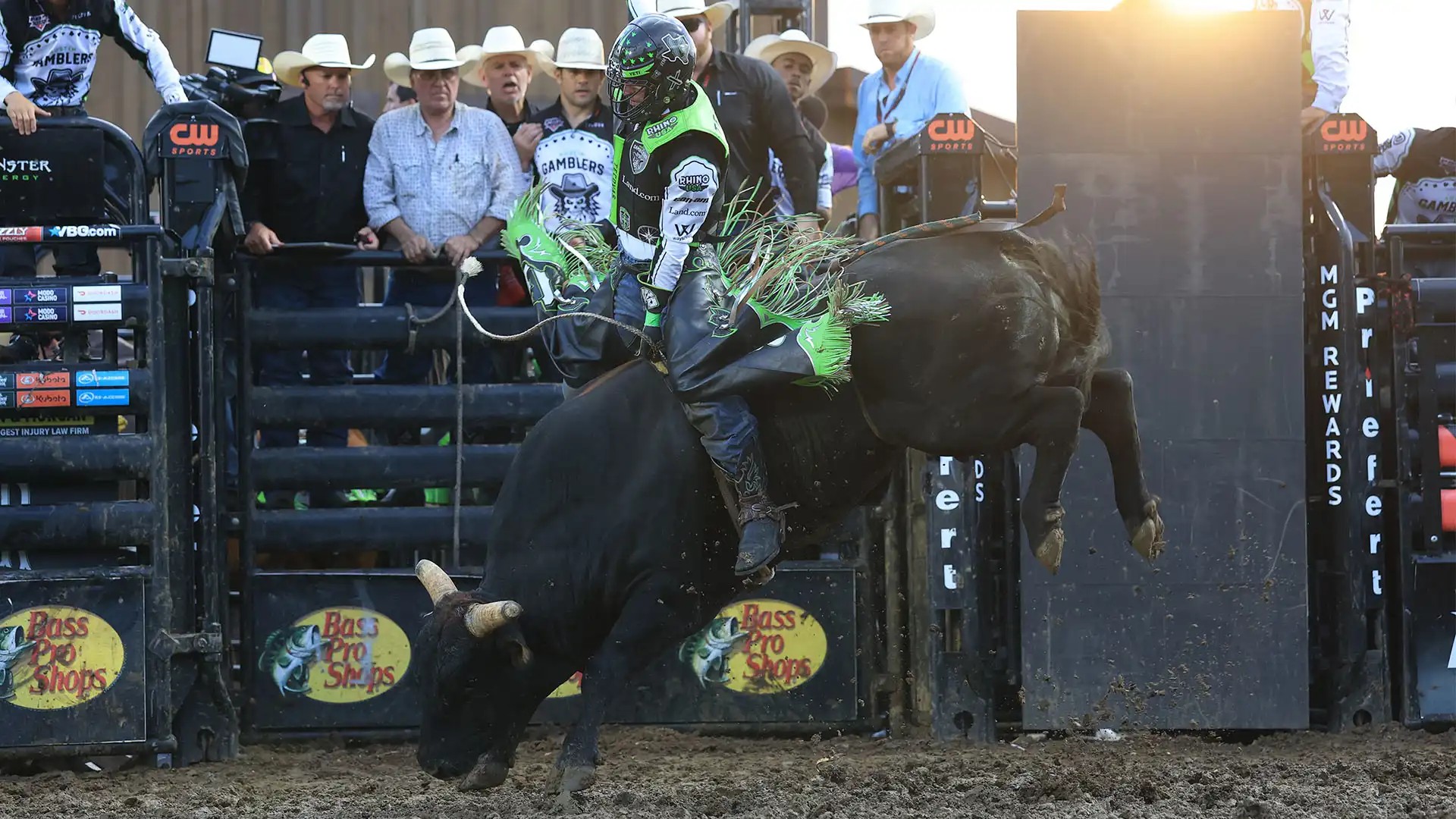 Brasileiro alcança mais um recorde na PBR e impede vitória do Missouri em casa - Foto
