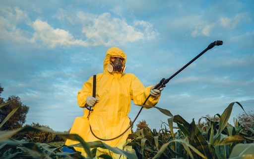 Produtores e indústria de defensivos criticam proposta que cria lista de Agrotóxicos Altamente Perigosos