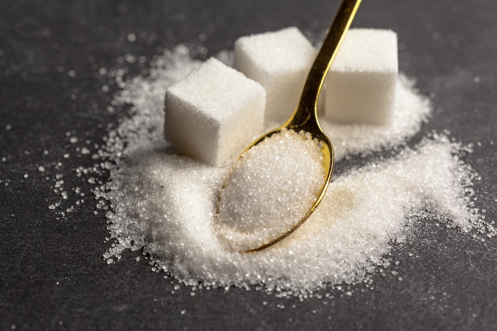 Açúcar cristal deve subir e afetar preços dos alimentos onde é usado como ingrediente — Foto: Freepik