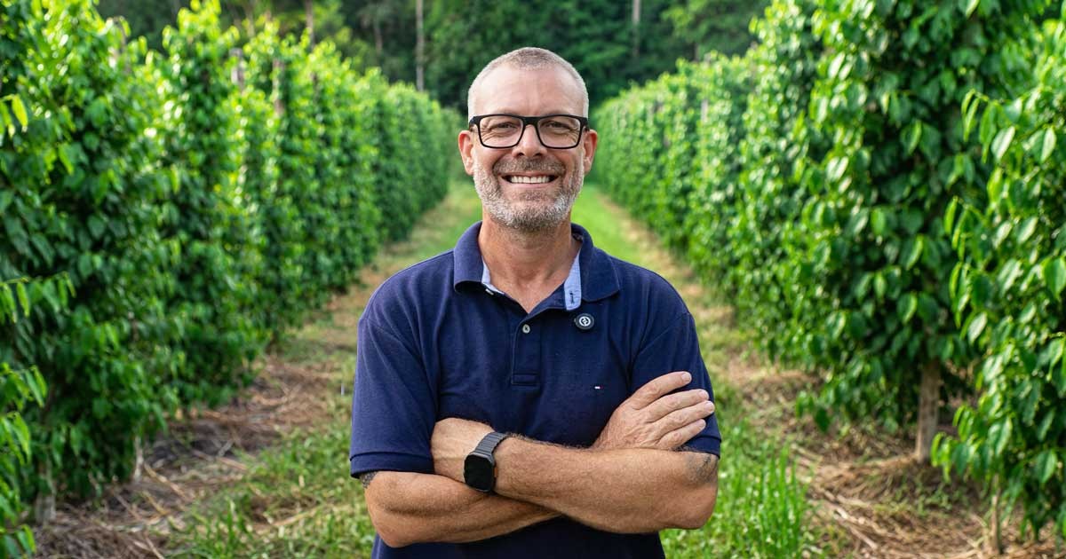 Erasmo Fernandes lidera uma nova era da pimenta-do-reino brasileira baseada em tecnologia, prevenção e ciência