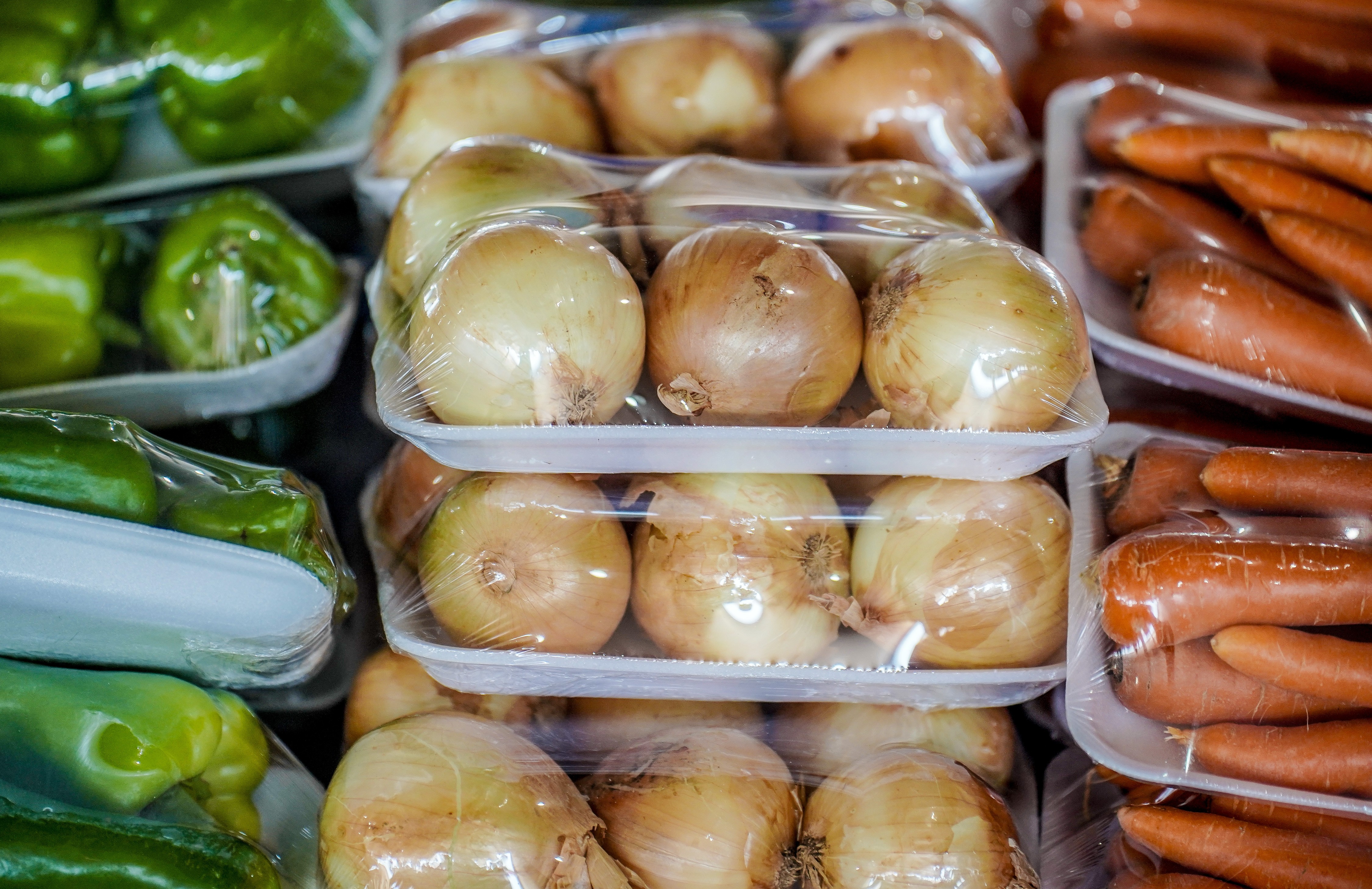 IPCA-15: preços de alimentos e bebidas têm quinto mês de deflação