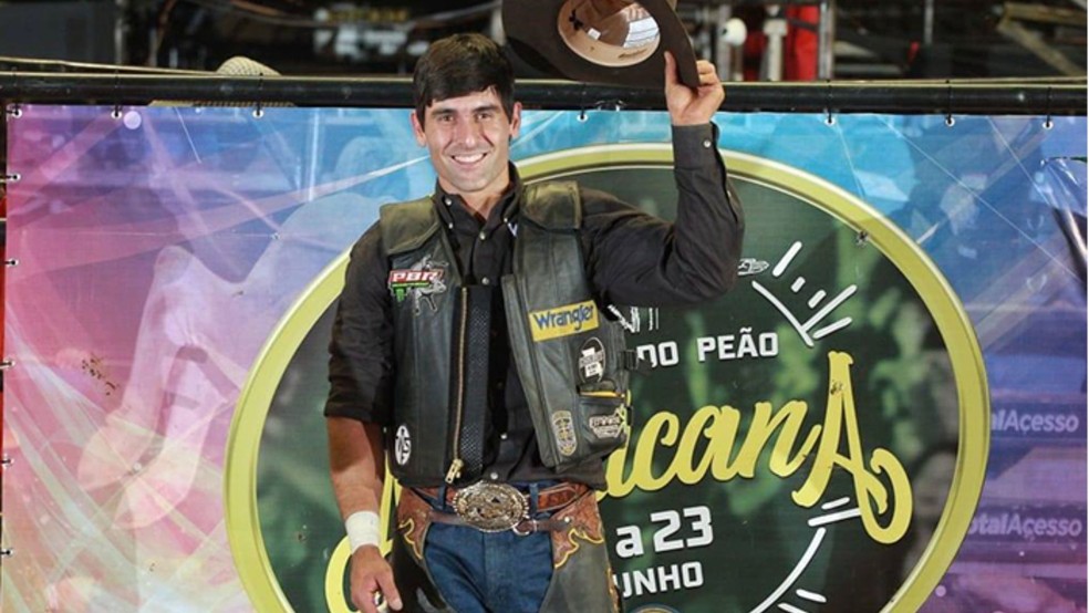 Silvano Alves faturou o título da PBR em 2011, 2012 e 2014 — Foto: Alberto Gonzaga/PBR Brasil