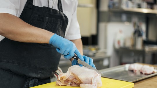 CBN Agro: Japão suspende compra de frango de MS após caso de gripe aviária