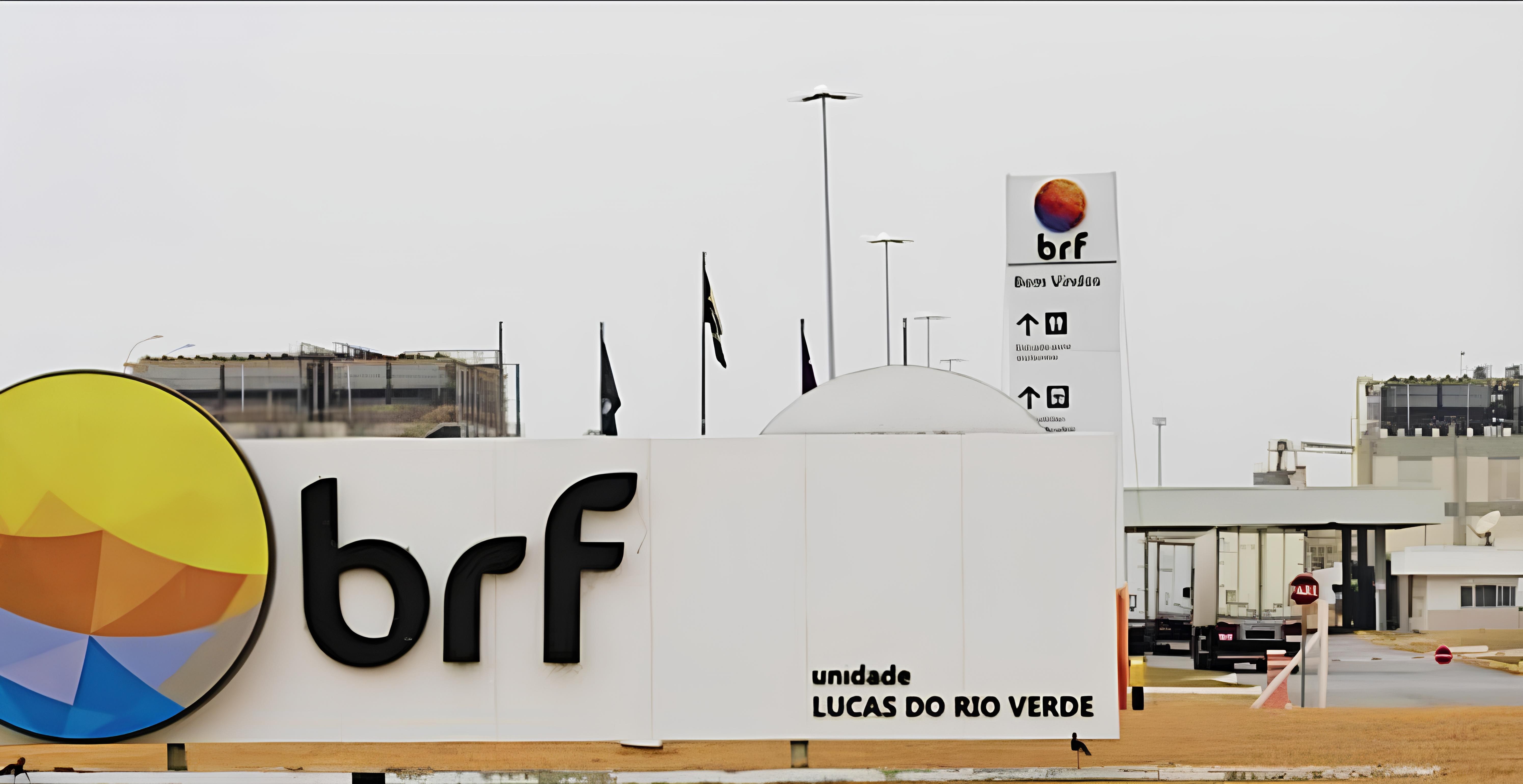 Unidade da BRF pega fogo no Paraná