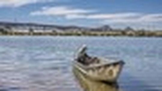 Pescadores fundam cooperativa no Rio Paraná