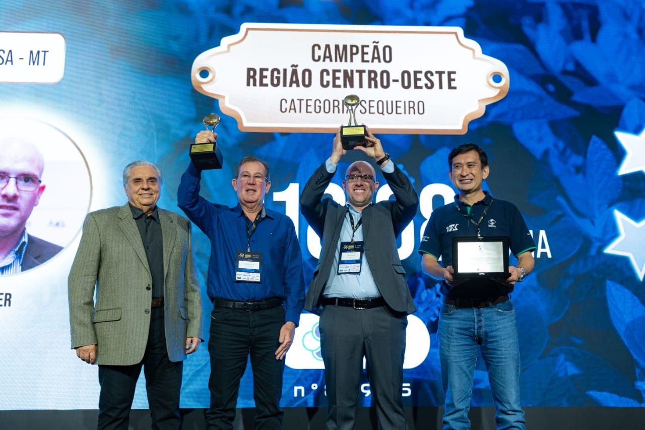 Sojicultores superam média nacional de produtividade em premiação