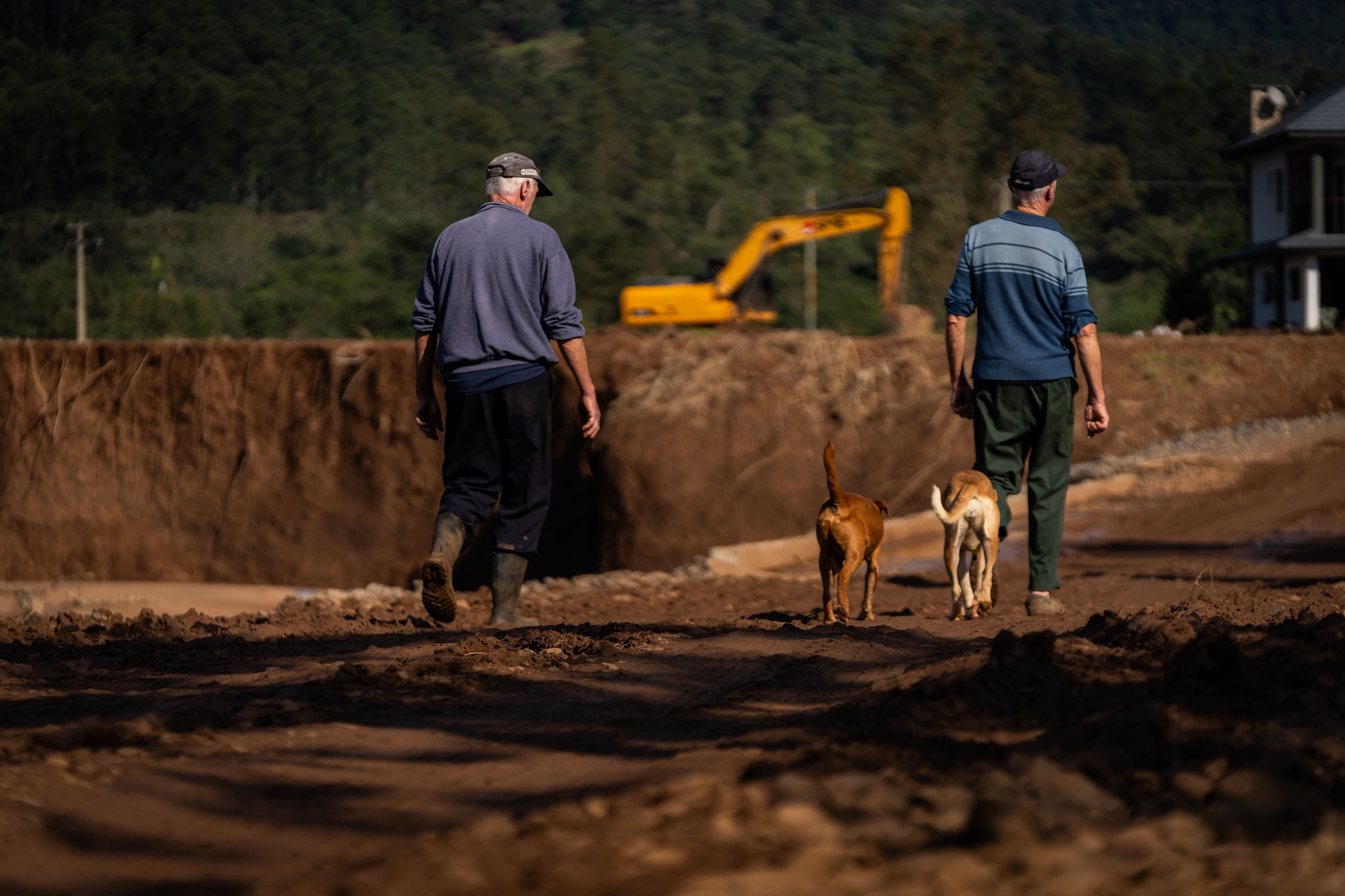 Dois meses depois da tragédia, produtores do RS estão sem perspectiva de retomada