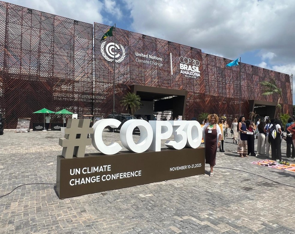 Fran Paula, engenheira agrônoma e pesquisadora, presta assistência técnica a comunidades quilombolas de Mato Grosso — Foto: Arquivo pessoal