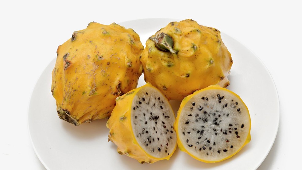 Pitaya com casca amarela  — Foto: Canva/Creative Commons