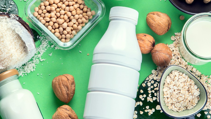 Quais são os tipos de leites vegetais? Conheça 7 opções nutritivas