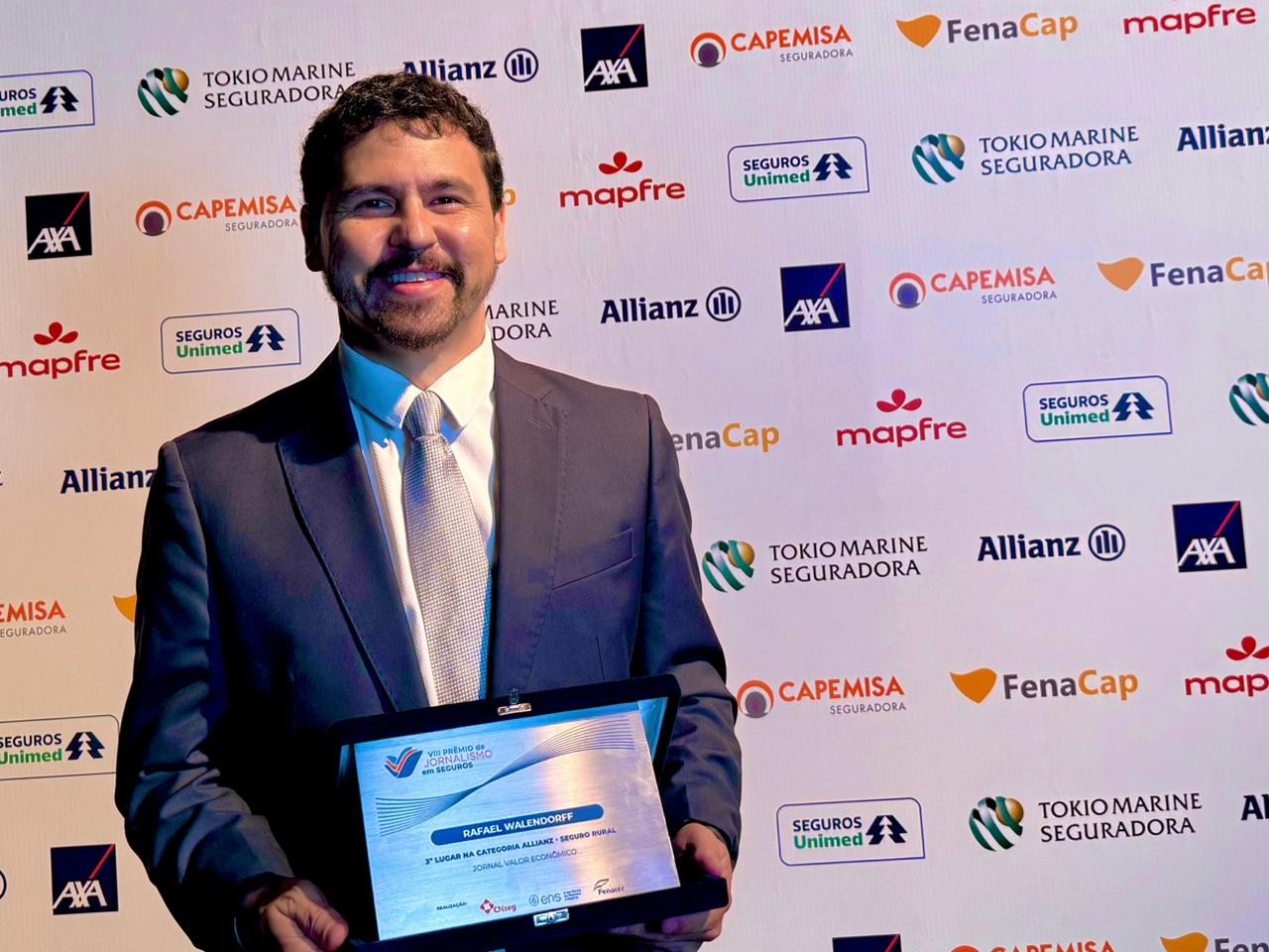 'Valor' leva prêmio com reportagem sobre seguro rural