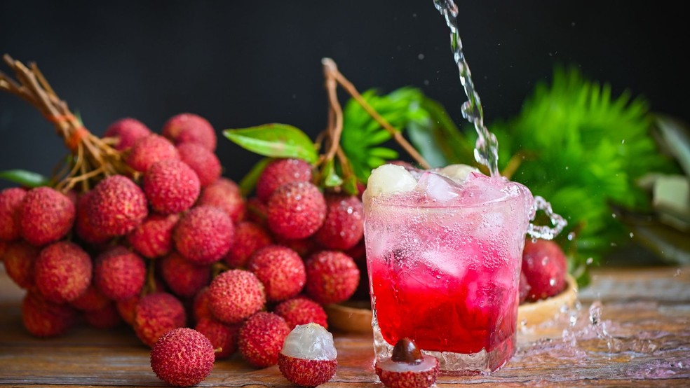 Caipirinha com lichia — Foto: Canva/Creative Commons