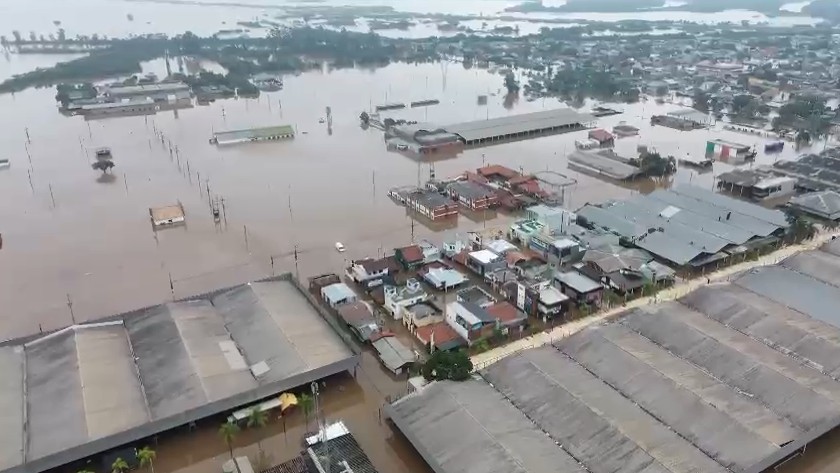 Chuvas no RS: parque da Expointer é tomado pelas águas