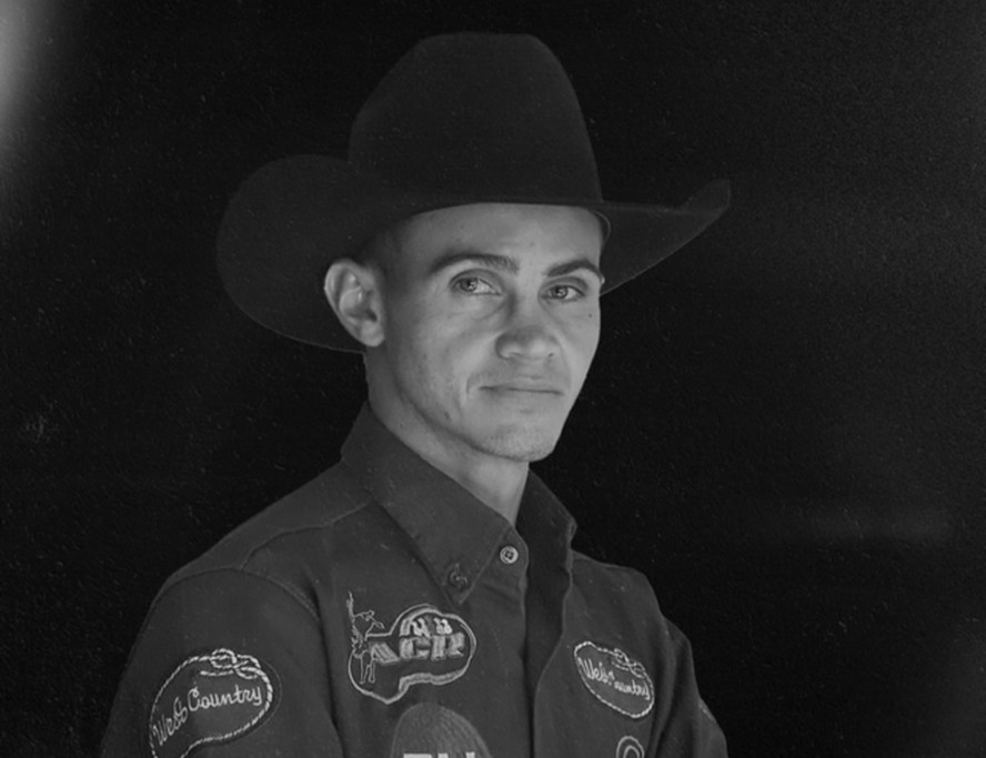 Campeão nacional de rodeio morre pisoteado por touro no interior de SP