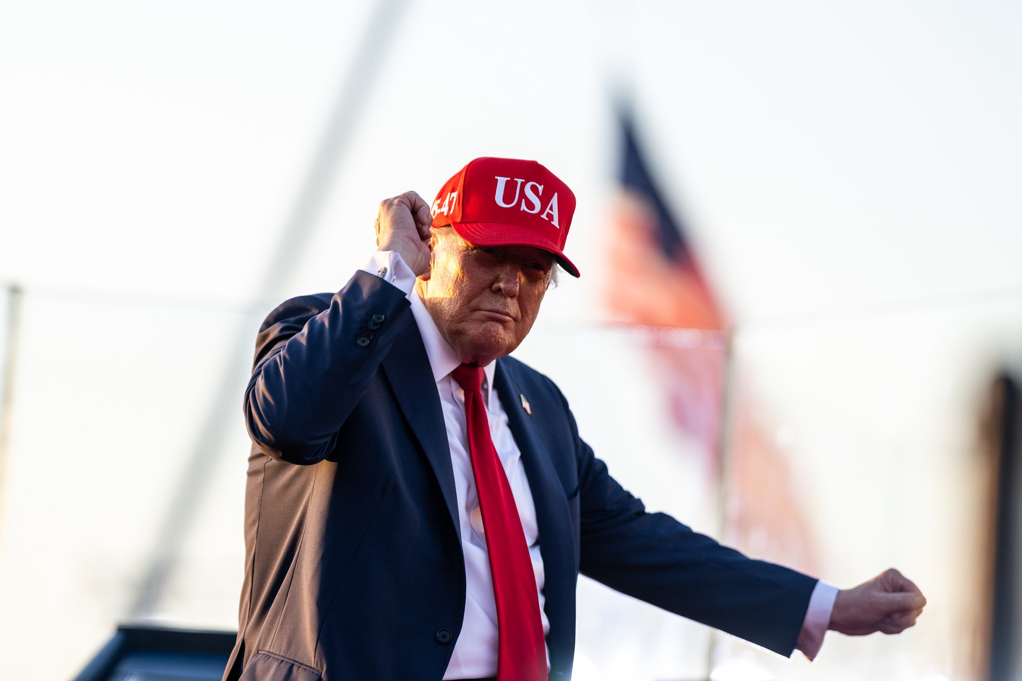 Trump pede que Departamento de Justiça investigue frigoríficos nos EUA por alta da carne