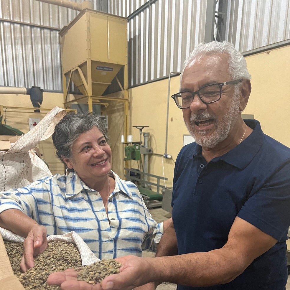 Márcia Ramos e Fábio Antonio de Matos, da Terracota Specialty Coffees — Foto: Eliane Silva/Globo Rural