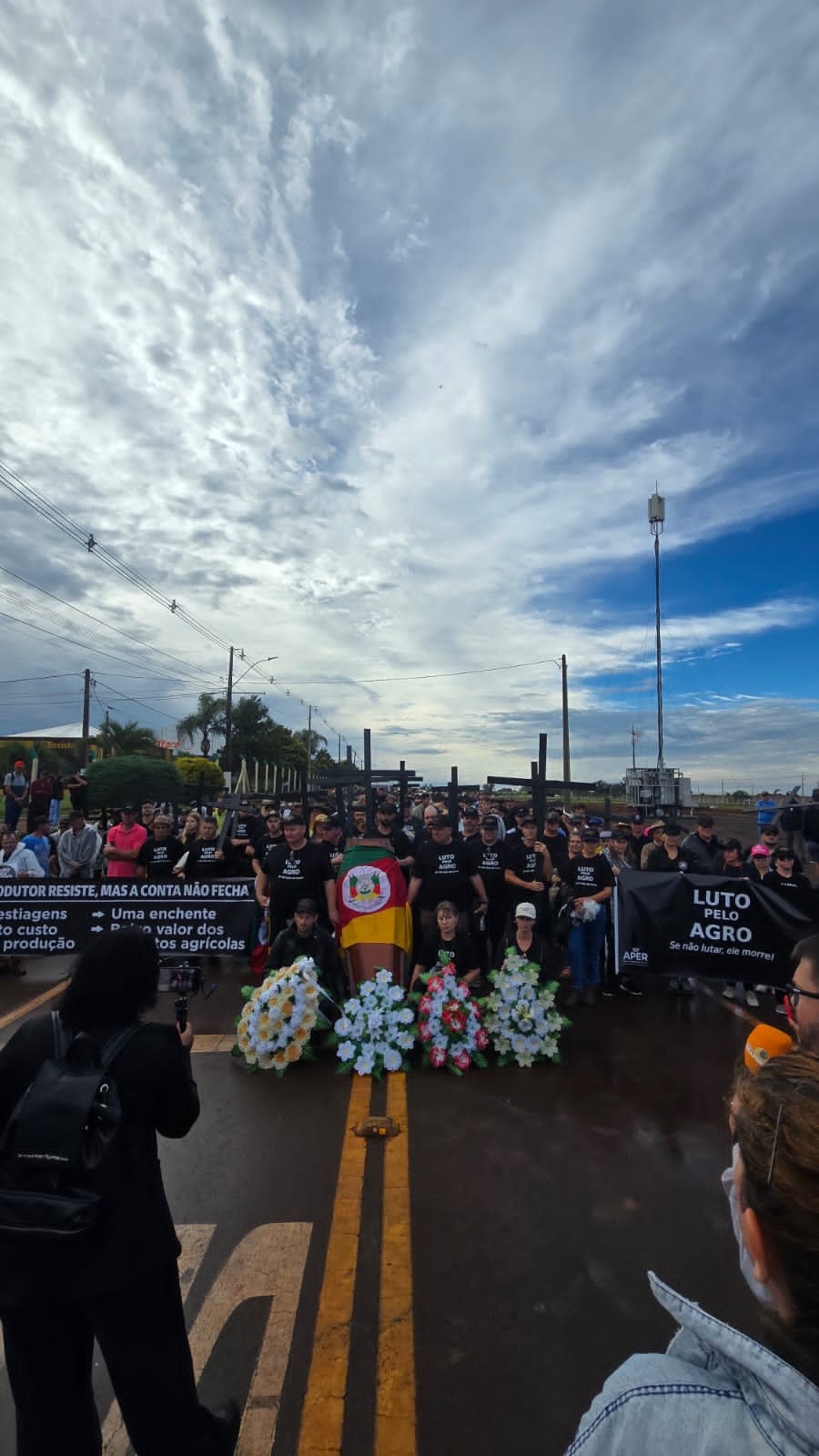 Em crise financeira, produtores gaúchos pedem socorro; ouça o comentário