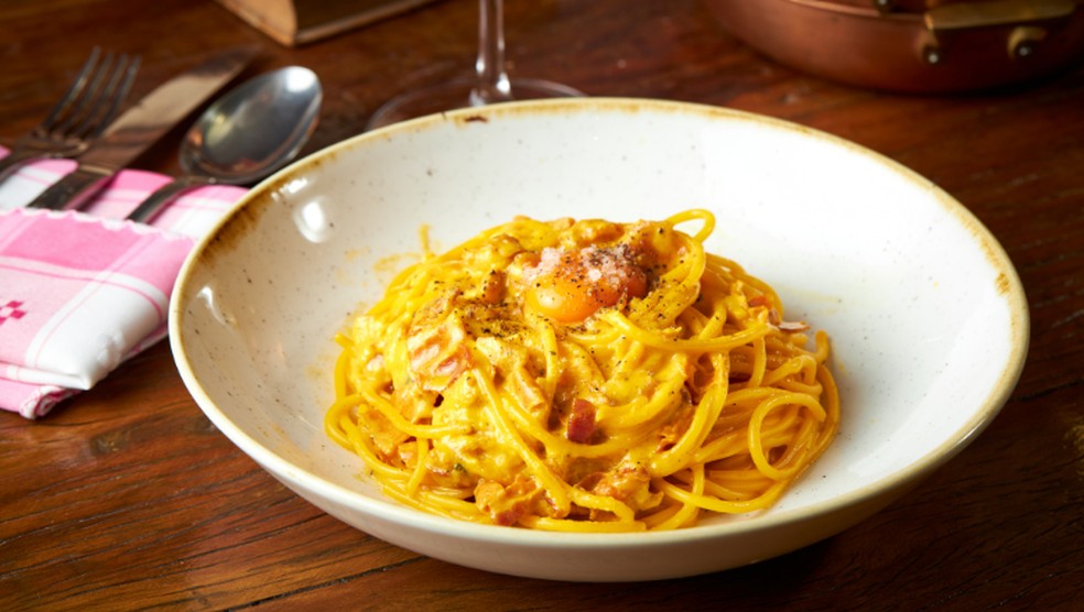 Receita La carbonara, por chef Christian Soliman – Nonna Rosa — Foto: Raul da Mota