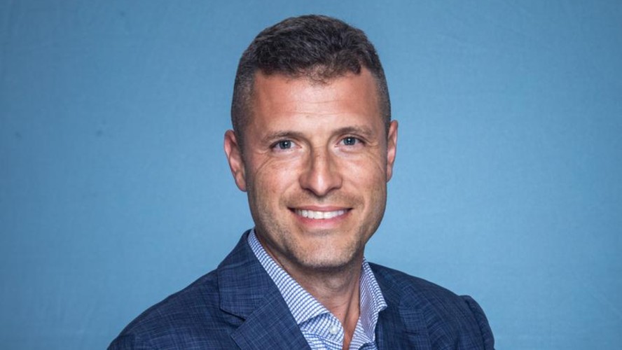 Ricardo Castellar de Faria é conhecido como 'Rei do ovo'
