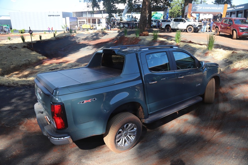 Fabricantes investem na aproximação com os produtores na Agrishow — Foto: Ricardo Benichio