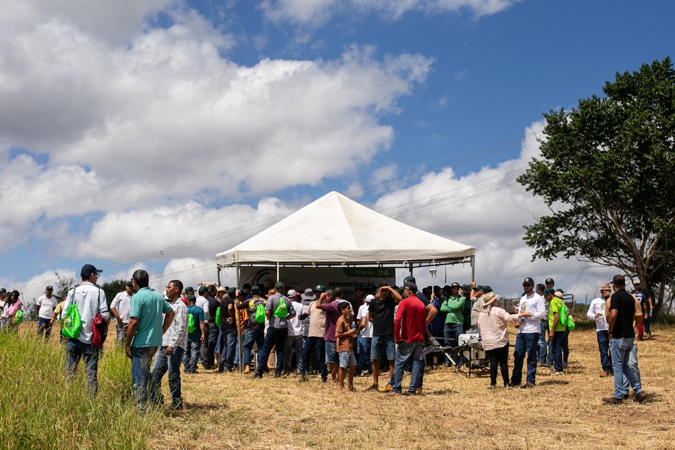 Cerca de mil produtores rurais participaram do lançamento do Rally Forrageiras na Bahia — Foto: Amanda Tropicana