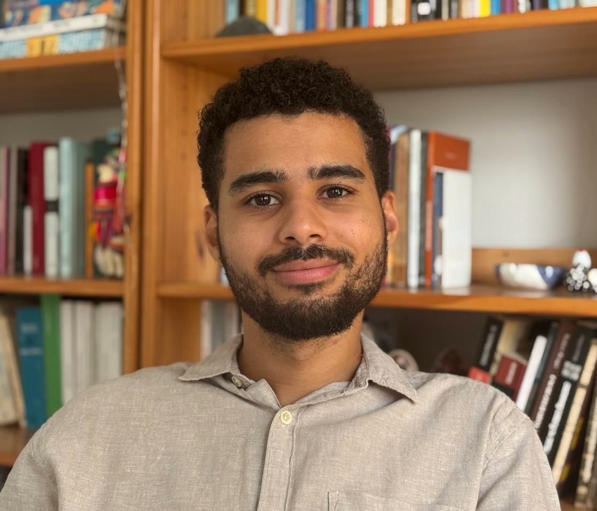 Livro analisa como o sertanejo universitário se conecta ao agronegócio no Brasil