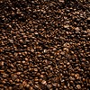 Os preços do café arábica apresentam-se ligeiramente acima das mínimas recentes de dois meses, em parte devido ao real mais forte - Wenderson Araujo/CNA