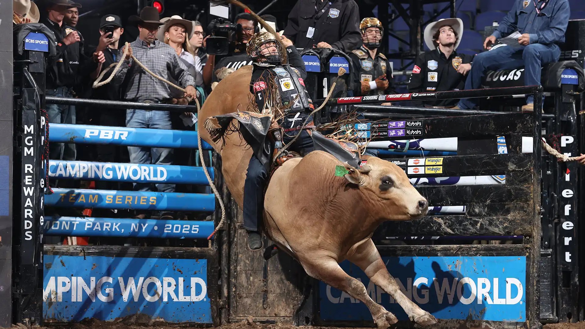 Tricampeão desfalca Austin Gamblers, mas time vence os três jogos na PBR