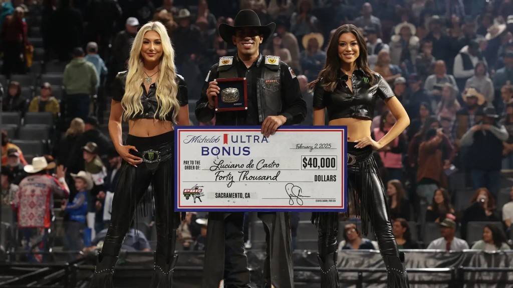 Após sete anos, Luciano de Castro volta a vencer na PBR e ameaça líderes