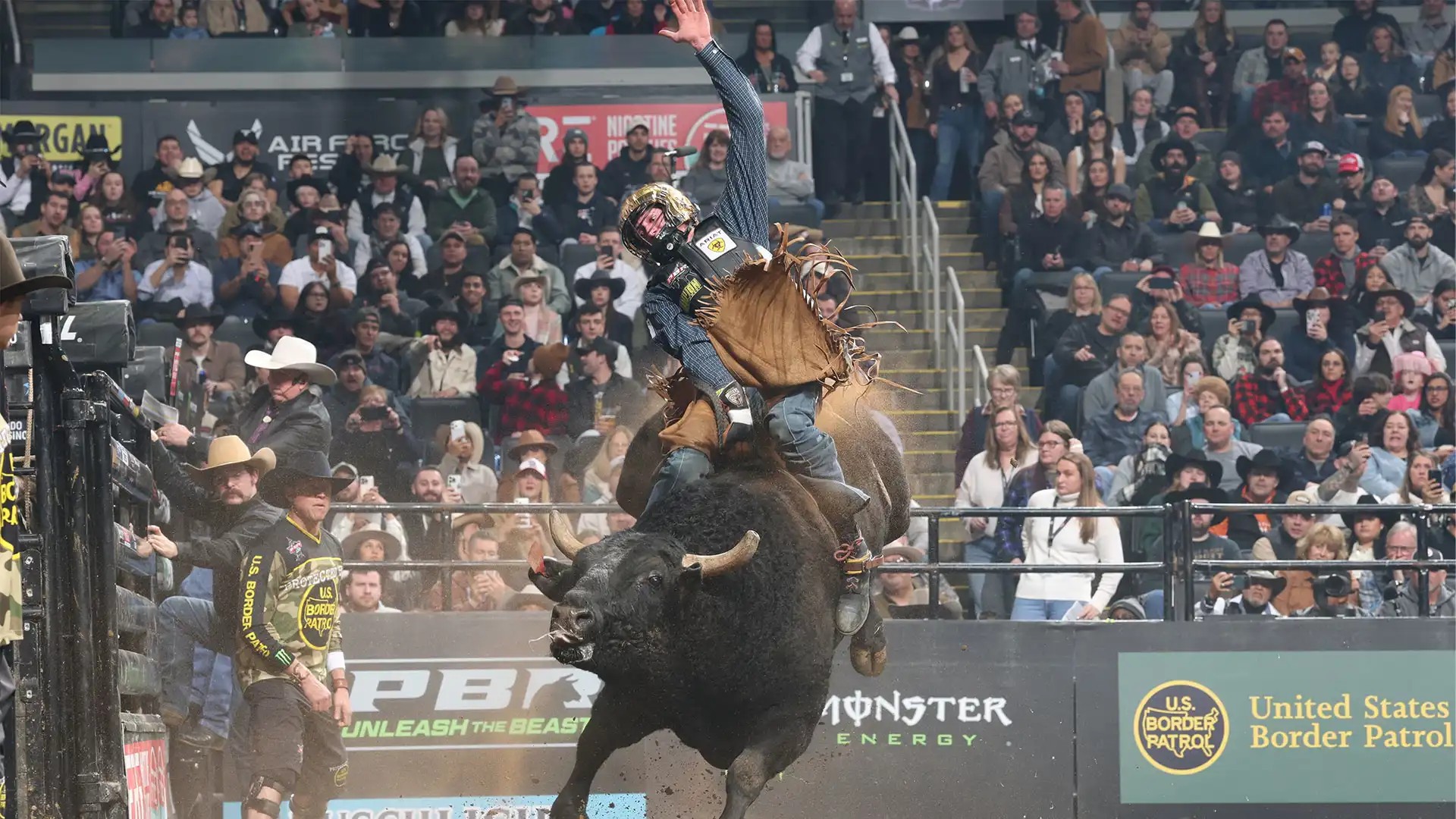 Australiano vence 3ª etapa da PBR, e estrelas brasileiras decepcionam